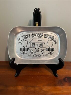 Wilton Armetale "Home Sweet Home" Bread Tray